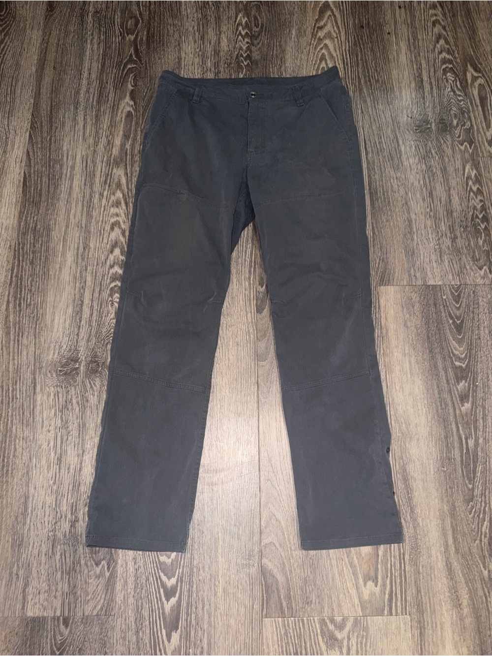 Mountain Hardwear Gray hiking outdoors Pants Size 32x32